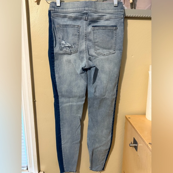 SPANX Skinny Jeans - Picture 2 of 3